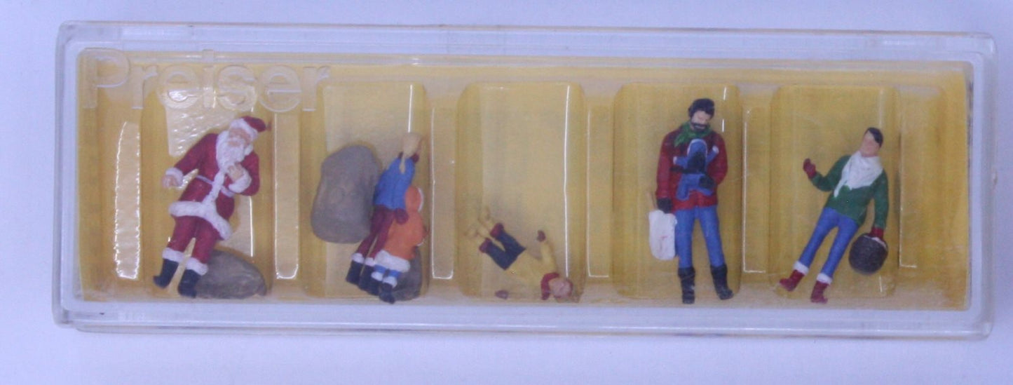 Preiser 0185 HO Scale Santa with kids and Holiday Shoppers (Set of 5)