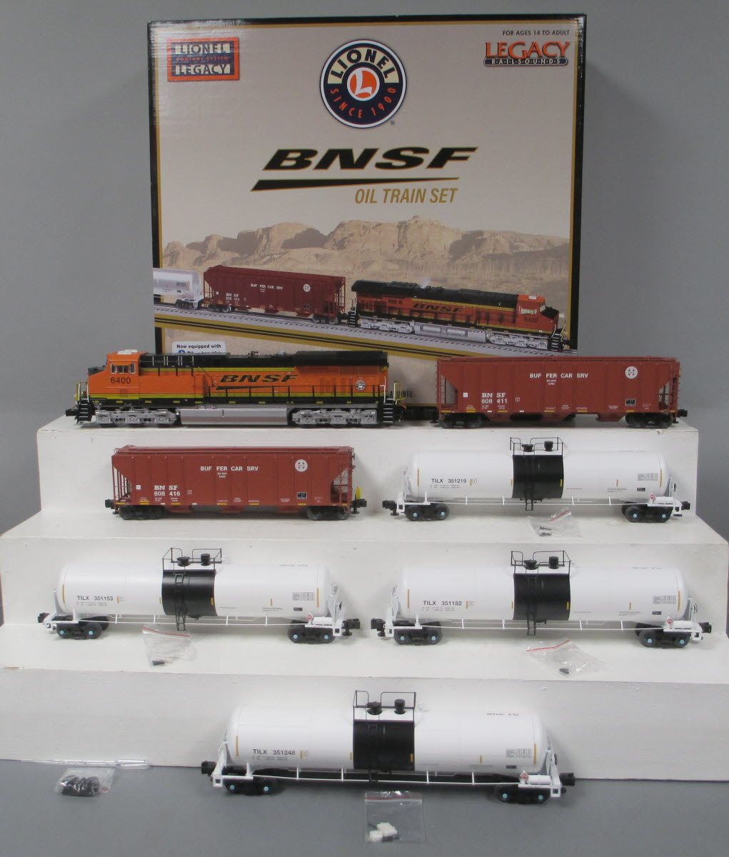 Lionel 1922060 O Gauge BNSF ES44AC Oil Diesel Train Set with