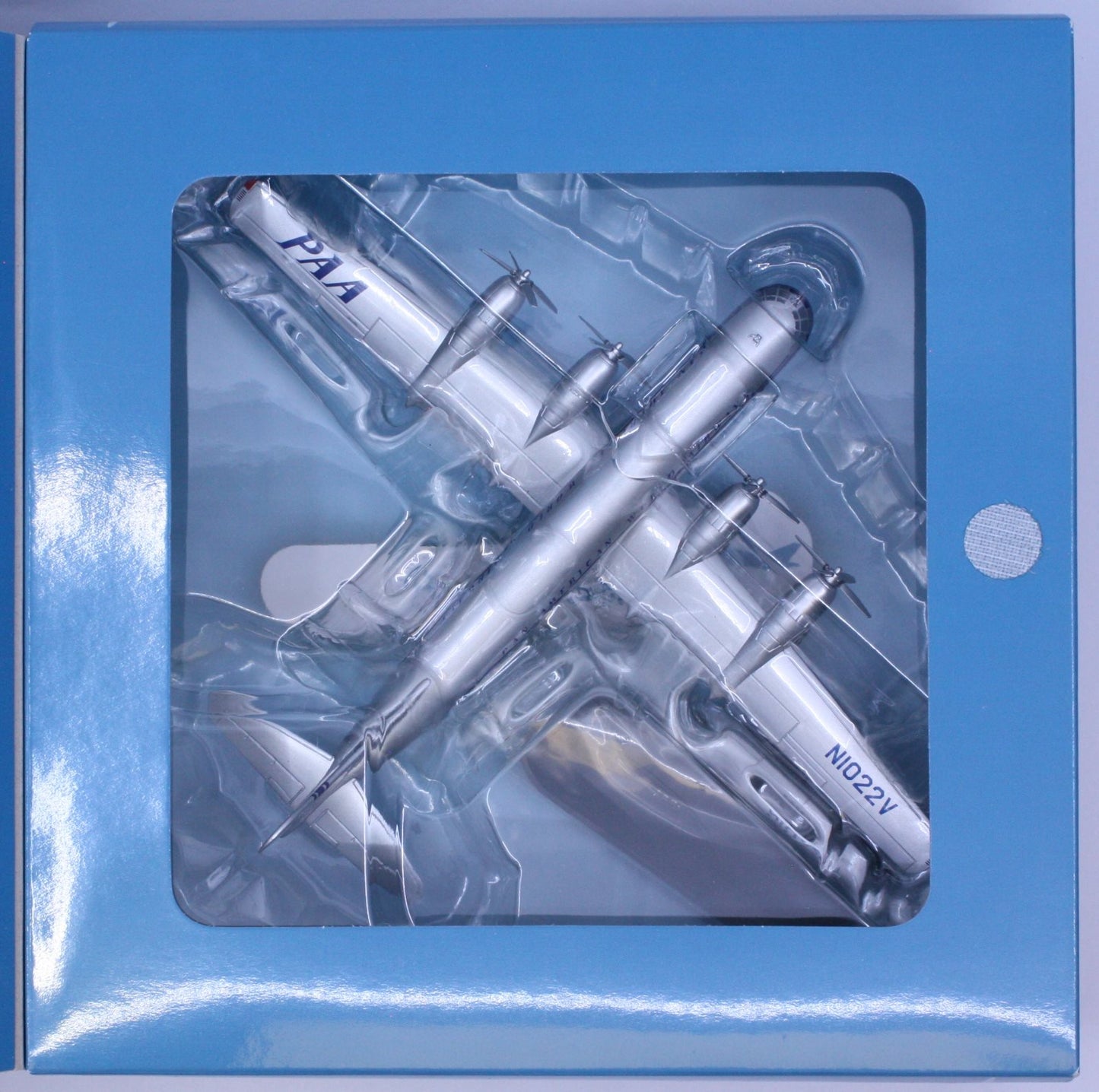 Hobby Master HL4001 1:200 Diecast Boeing 377 Stratocruiser "N1022V
