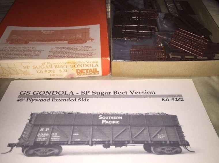 Detail Associates 202 HO 48" Plywood Extended Side Version SP Sugar Beet Gondola
