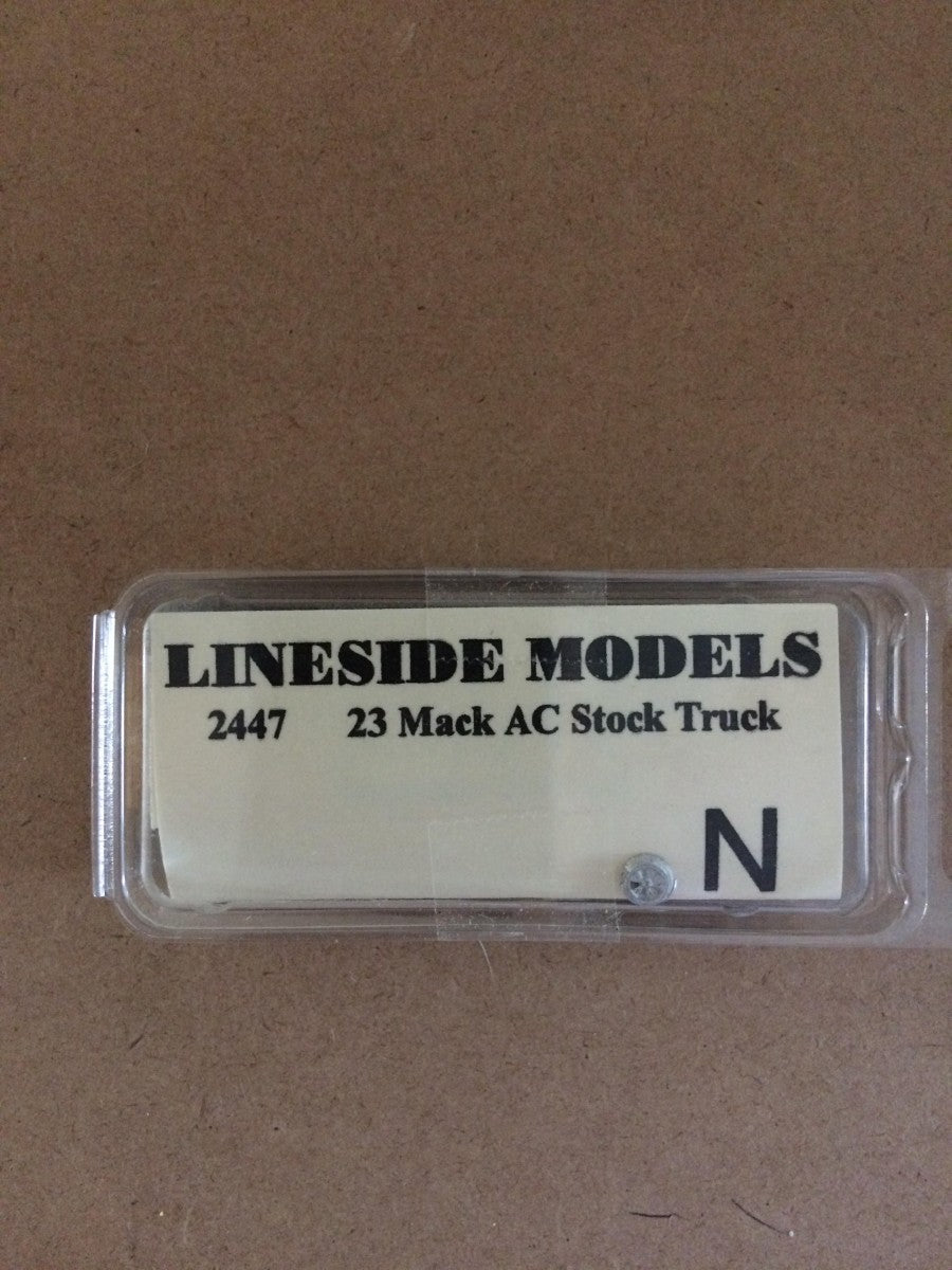 Lineside Models 2447 23 Mack AC Stock Truck