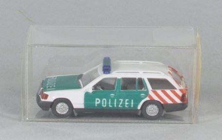 Wiking 103 1:87 Mercedes-Benz 230TE Highway Police Car