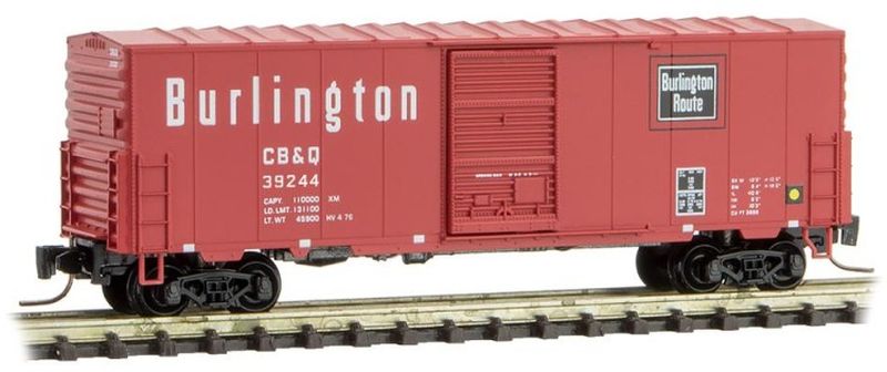 Micro-Trains 50300151 Z CB&Q 40' Single Door Box Car #39244
