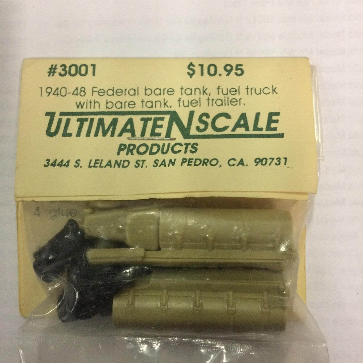 Ultimate N Scale 3001 N 1940-48 Federal Bare Tank, Fuel Trailer Resn Kit