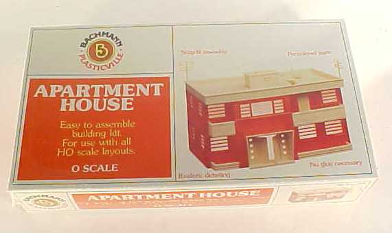 Bachmann 45963 O Plasticville 2-Story Apartment Classic Building Kit