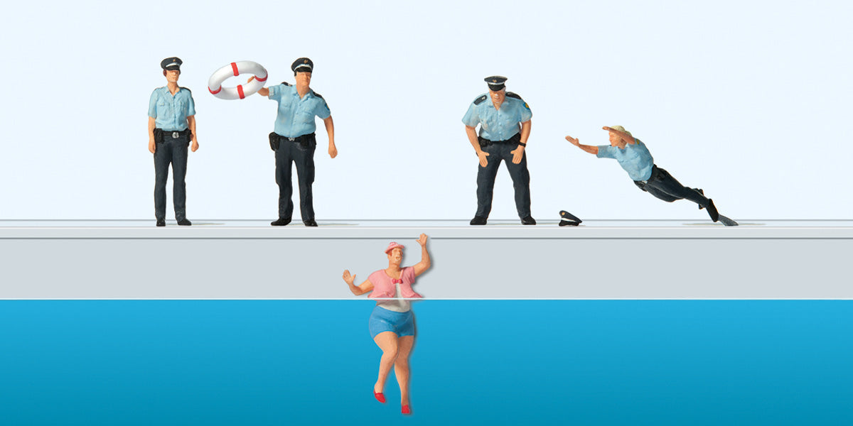 Preiser 10744 HO Policemen & Woman in Water Rescue Scene Figures (Set of 5)