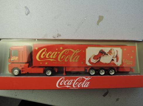 Coca-Cola 400120 HO Scale Renault Tractor Trailer Coca Cola Edition