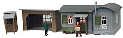 Model Power 650 HO Scale BuiltUp Offices & Shed Lighted W/2 Hand Painted Figures