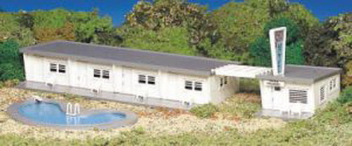 Bachmann 45214 HO Plasticville Motel with Pool Kit