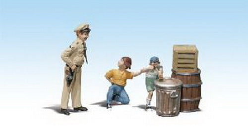 Woodland Scenics A2545 G Scenic Accents Barney's Big Bust Figures (Set of 4)