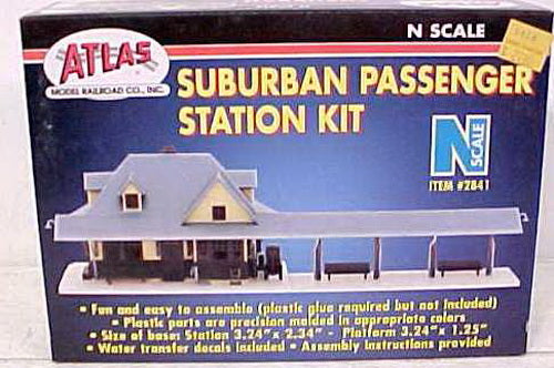 Atlas 2841 N Suburban Passenger Station Ea 3.24" x 1.25" Building Kit (Box of 2)