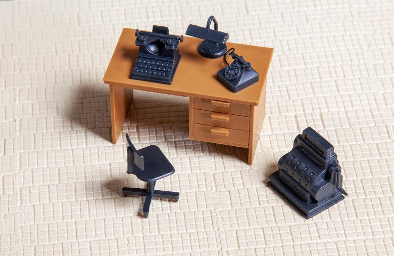 Pola 333156 G Desk with Accessories Kit