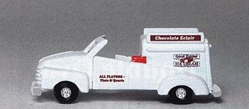 Life Like 1646 1:87 HO Good Humor ® Ice Cream Truck Vintage Design and Chrome Bu