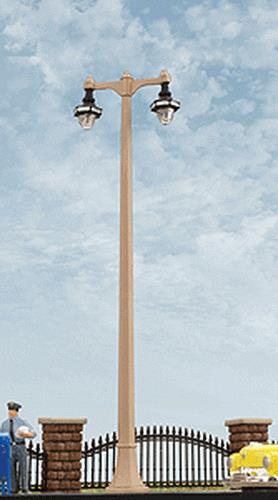 Walthers 933-2315 HO Double Acorn Streetlight - Built-ups