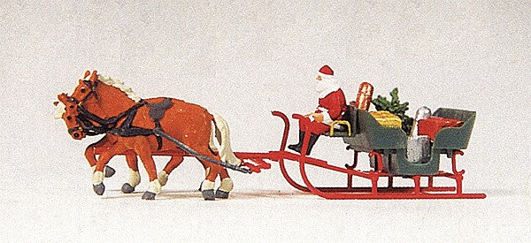 Preiser 30448 HO Horse Drawn Sleigh with Father Christmas & Parcels Figures