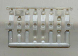 Grandt Line 95 O Rio Grande Stock Car Post & Brace Feet (Set of 2)
