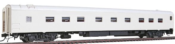 Rapido Trains 113065 HO Undecorated Post War 6-6-4 Sleeper with Steps