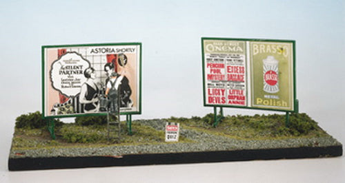 Wills Kits SS21 OO Gauge Hoardings & Bill Poster Plastic Kit