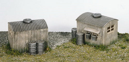 Wills Kits SS22 HO LAMP HUTS & OIL DRUMS