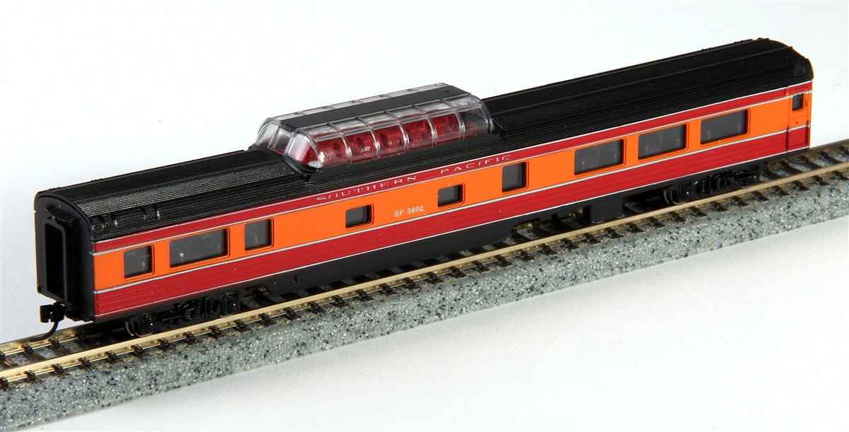 Con-Cor 40226 N Southern Pacific "Daylight" 85' Smooth-Side Mid-Train Dome Car