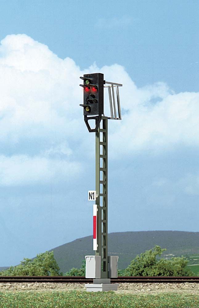 Busch 5803 HO Scale "Hauptsignal" N1 Light Signal 4 LEDs