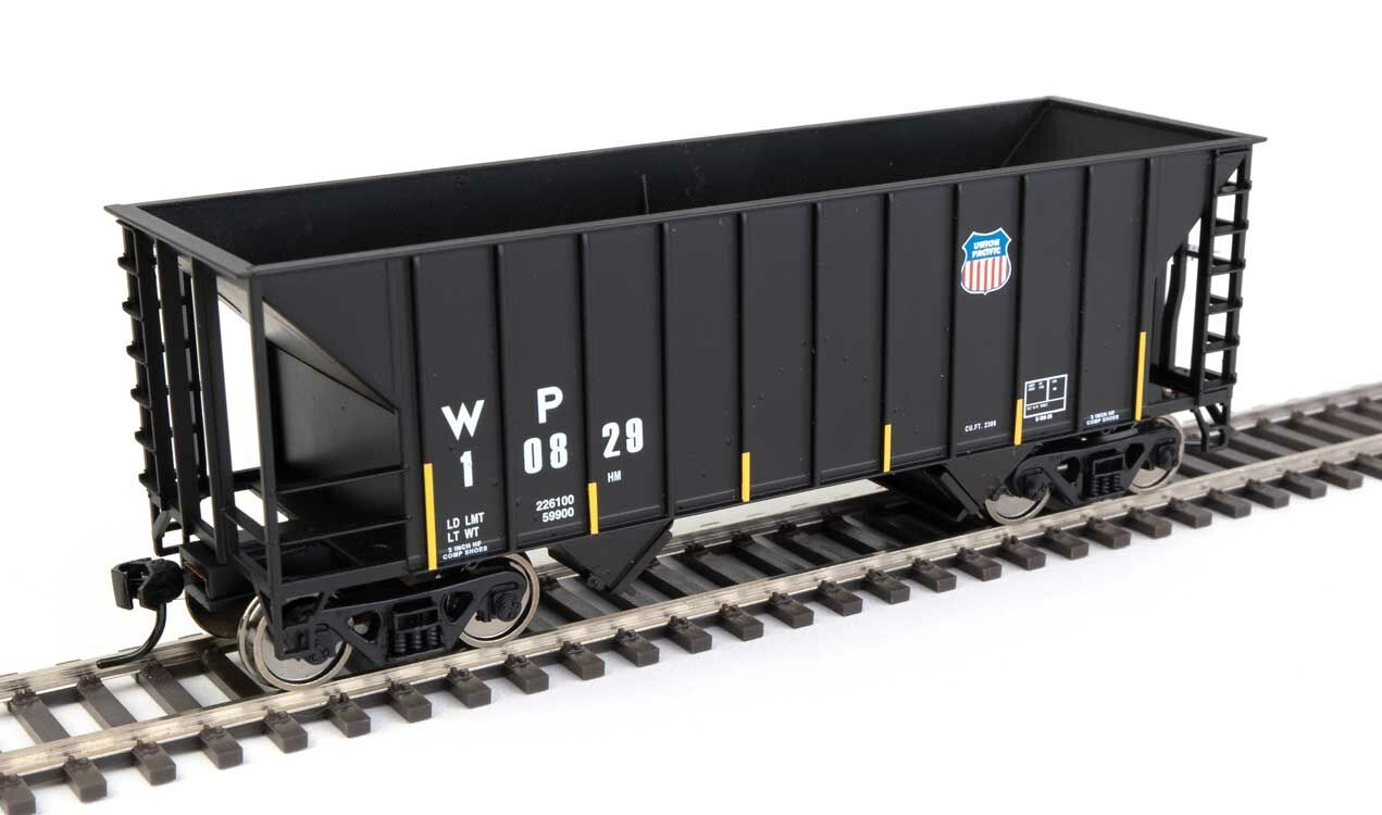 Walthers 910-56628 HO Union Pacific 34' 100-Ton 2-Bay Hopper RTR WP #10829