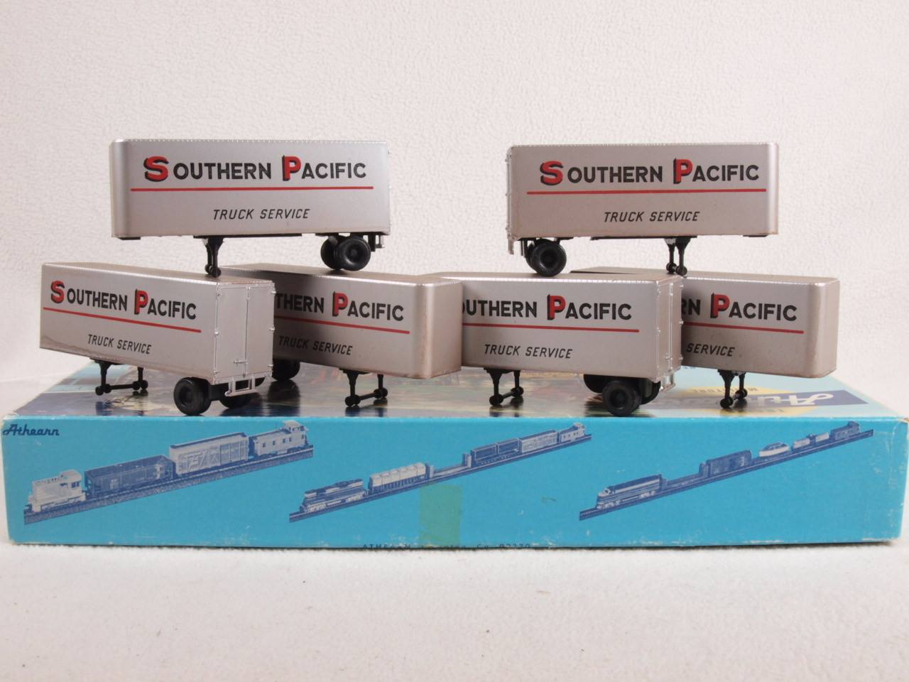 Athearn 1425 HO Southern Pacific 25' Piggyback Trailer (Box of 6)