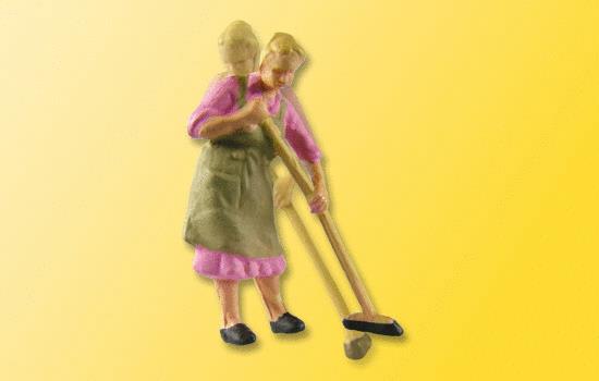 Viessmann Modellspielwaren 5124 HO Farmer's Wife w/Brush