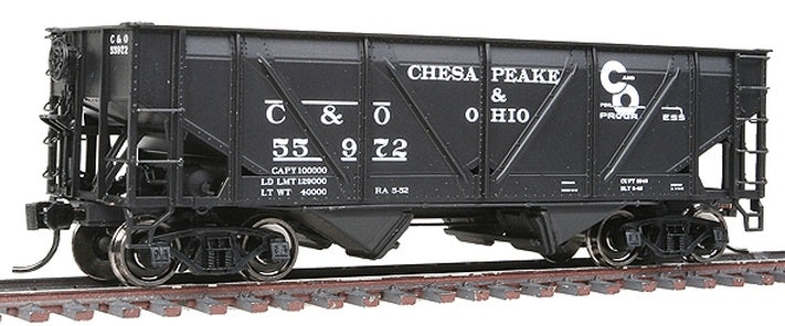 Walthers 920-125901 HO C&O 34' Steel Sheathed War Emergency Hopper (Pack of 3)