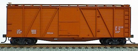 Accurail 7099 40' 6pnl box wd Data oxde