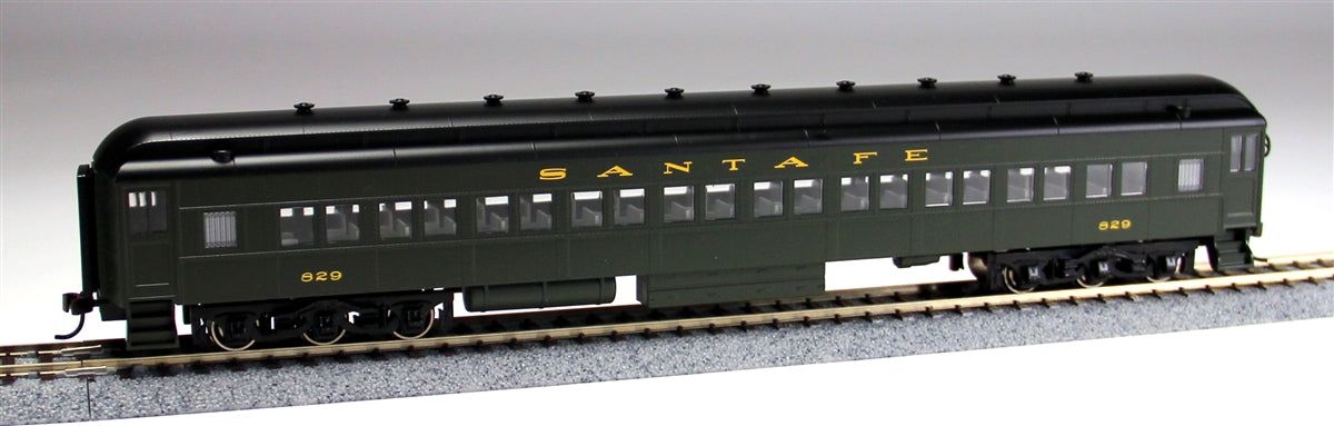 Bachmann 13703 HO Santa Fe 72' Heavyweight Coach #829