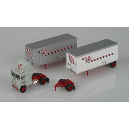 Athearn 91138 1:87 Freightliner w Trailers GI Truck