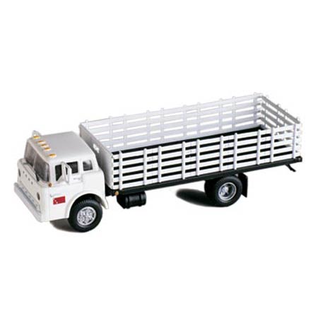 Athearn 02729 HO PFE Ford C-Series Stake Body Truck Ready To Roll