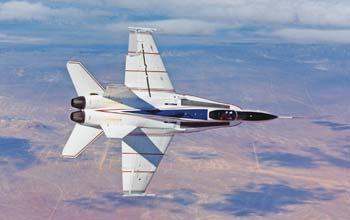 Minicraft 11656 1:72 F-18A NASA X-3 Military Aircraft Plane Model Kit