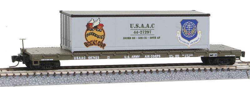MicroTrains 52400104 60' Steel Flatcar w/40' Container Load - Ready to Run