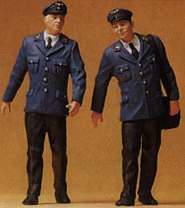 Preiser 45002 G Scale Walking German Railway Personnel Figures (Set of 2)