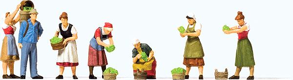 Preiser 10608 HO Grape Harvesters Figures (Set of 7)