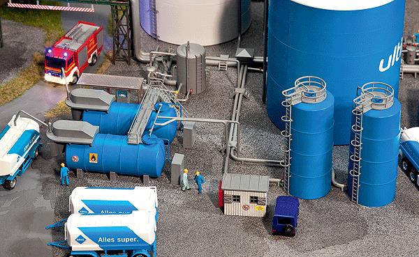Faller 130486 HO Aral Small Tank Farm