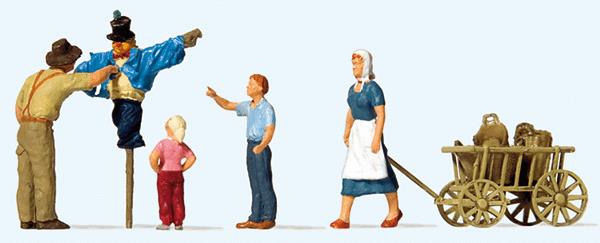 Preiser 10650 HO Putting Up the Scarecrow Figures w/Scarecrow & Cart (Set of 4)