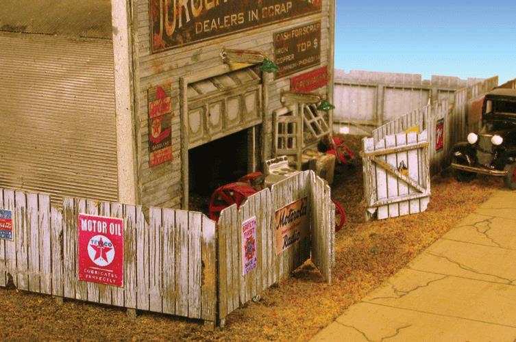 Monroe Models 9309 N Junk Yard Fence