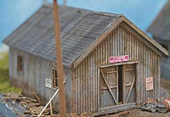 Northeastern Scale Models 40002 HO Scale Storage Shed Laser-Cut Kit