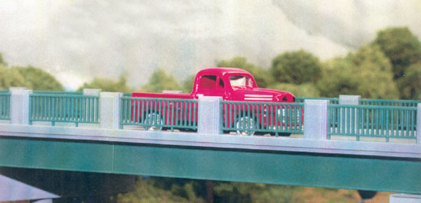 Rix Products 628-0124 HO 50' Wrought Iron/Concrete Highway Railings (Pack of 4)