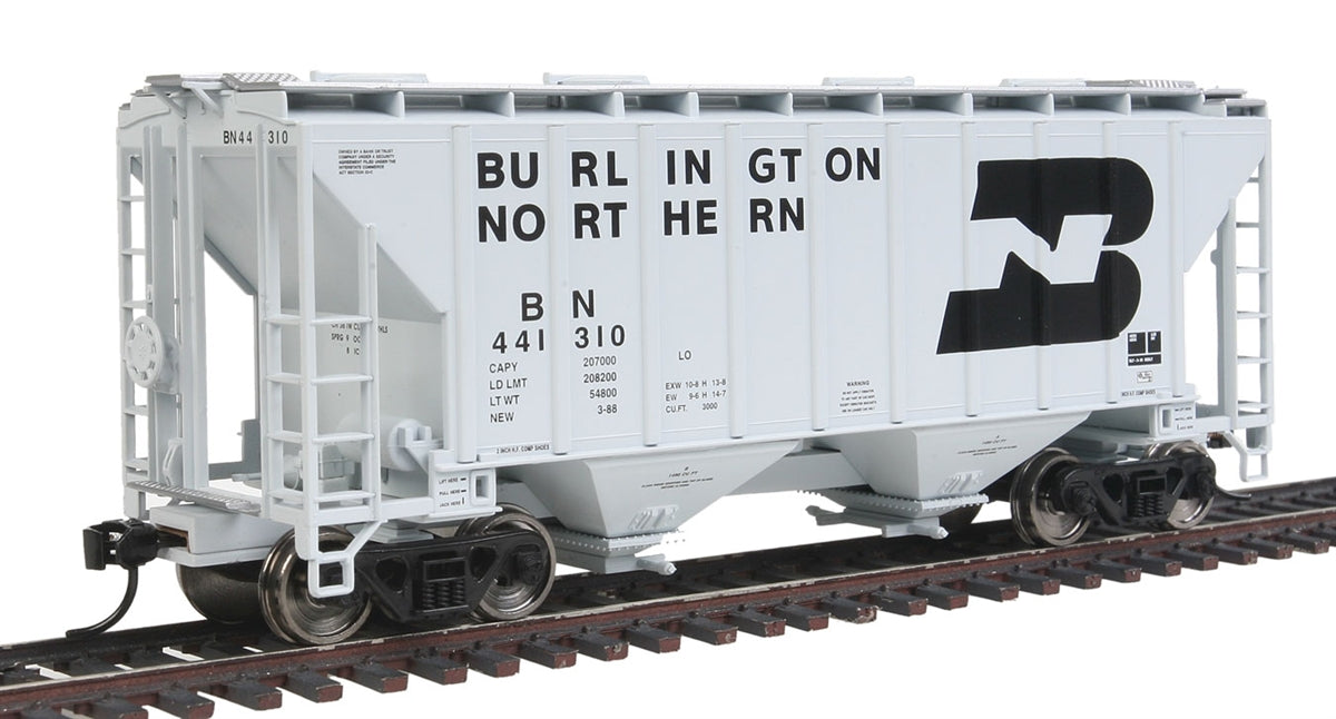 Walthers 910-7121 HO Scale BN 37' Covered Hopper #441310