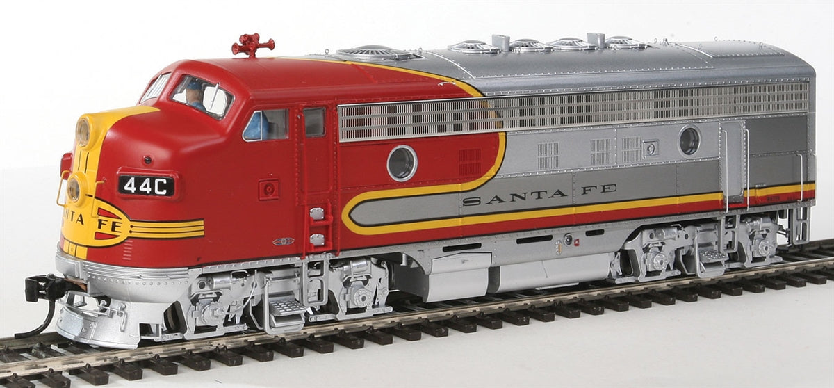 Walthers 920-47700 HO SF EMD F7A Diesel Loco w/48" Dynamic Fan - Std DC #44C