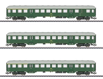 Marklin 43813 HO Luxembourg State Railways CFL Silbering Commuter 3-Car Set