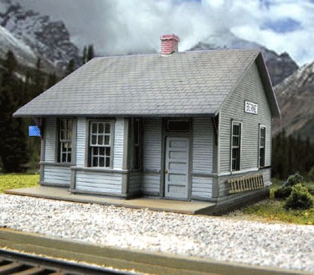 B.T.S. 27555 HO Great Northern 24' Berne Depot