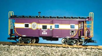 R12061 G Atlantic Coast Line Bay Window Caboose - Metal Wheels