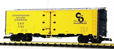 USA Trains R16516 G Chesapeake & Ohio 40' Refrigerator Car