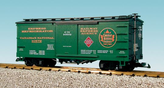 USA Trains 19082 G Canadian National/Railway Express Agency Wood Box Car #10572