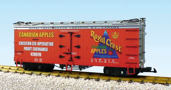 USA Trains 16321 G Royal Crest Apples "American Series"(R) Refrigerator Cars